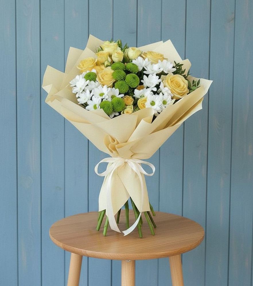 Букет цветов из: Хризантемы и Розы в Троицкой Республики Ингушетия