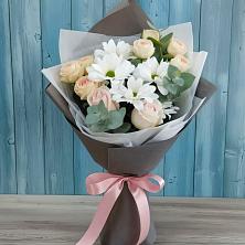 Букет цветов из:  Хризантемы и Розы в Троицкой Республики Ингушетия