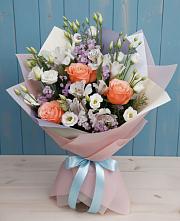 Букет цветов из:  Лизиантусы, Розы, Альстромерии и Гипсофила в Троицкой Республики Ингушетия