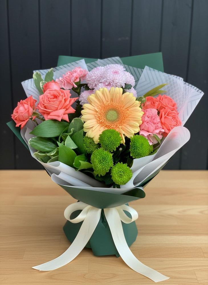 Букет цветов из: Гвоздики, Розы, Герберы и Хризантемы в Троицкой Республики Ингушетия